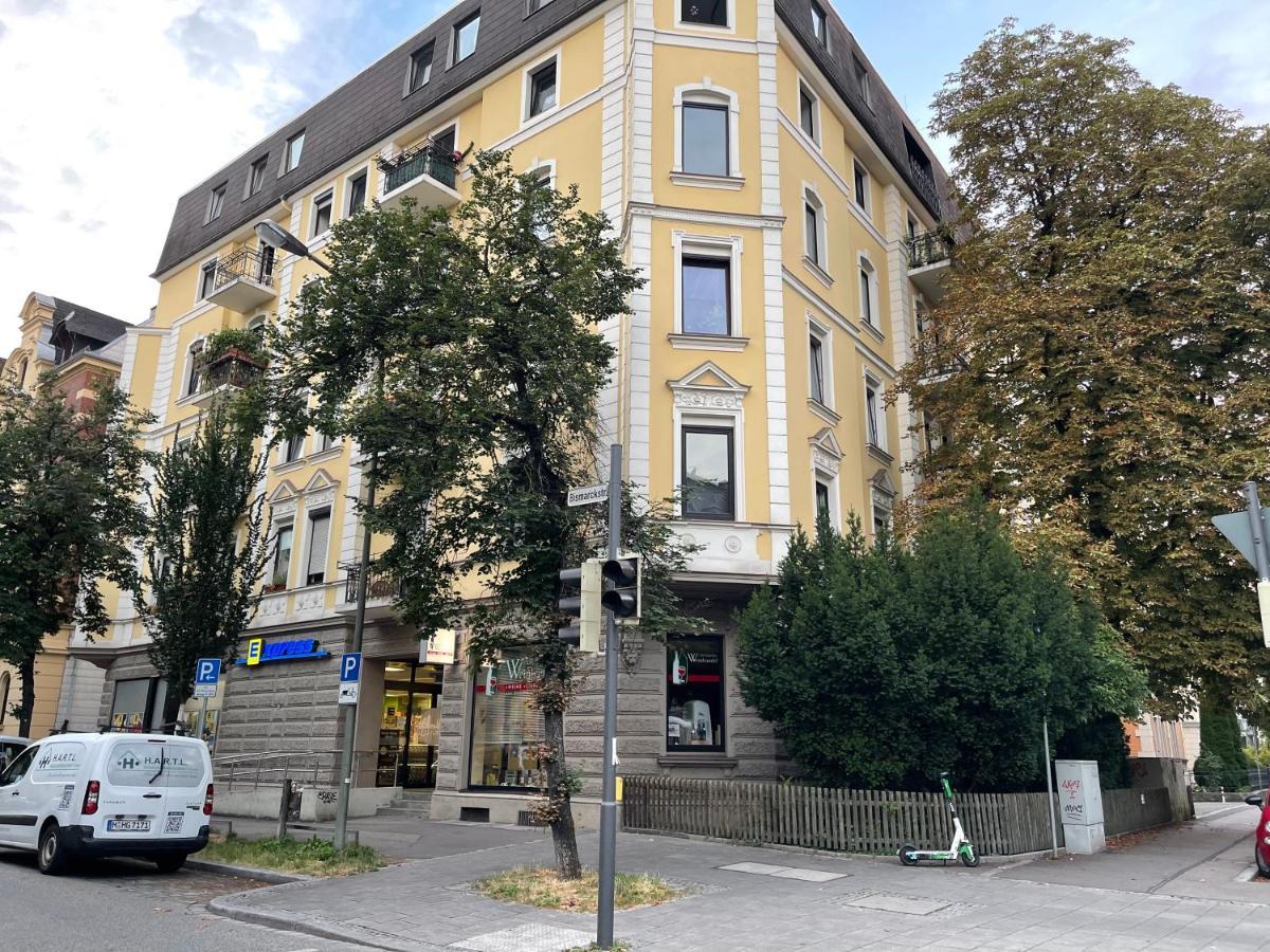 Apartment Am Roten Tor Augsburg Exterior photo